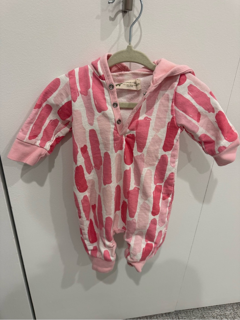 Monica + Andy Pink Patterned Hooded One-Piece Romper (0-3m)